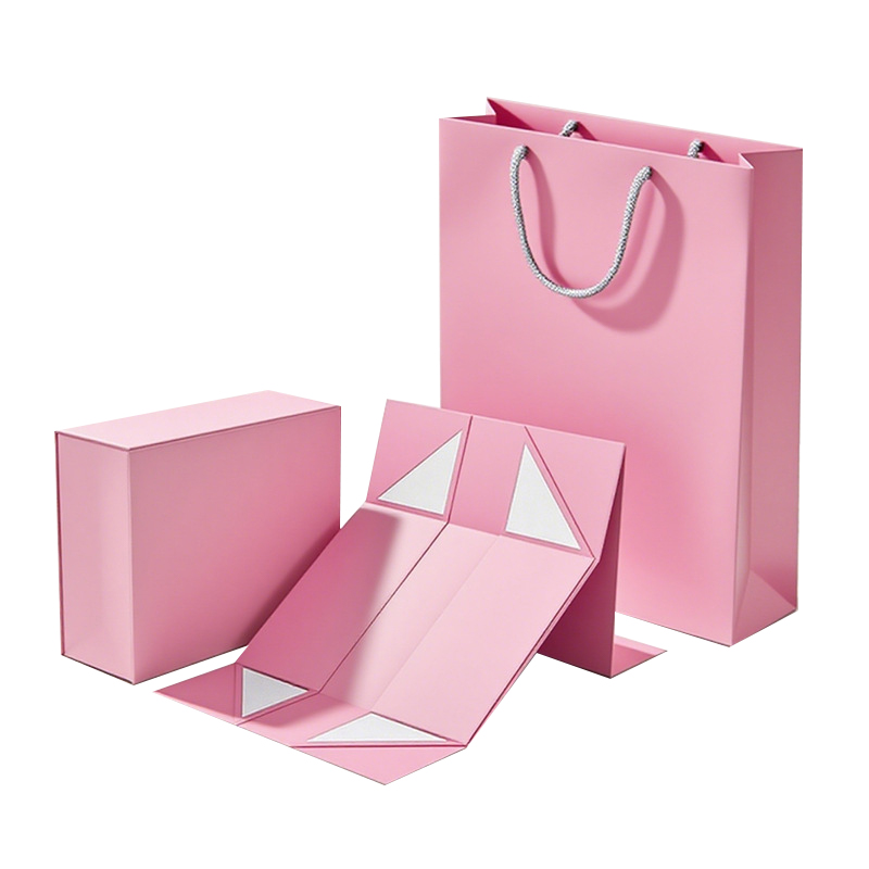 Орамал сыйлық қорабы жұмсақ орамалдарды ораудан көрмеге айналдыратын салтанатты сиқыр емес пе?