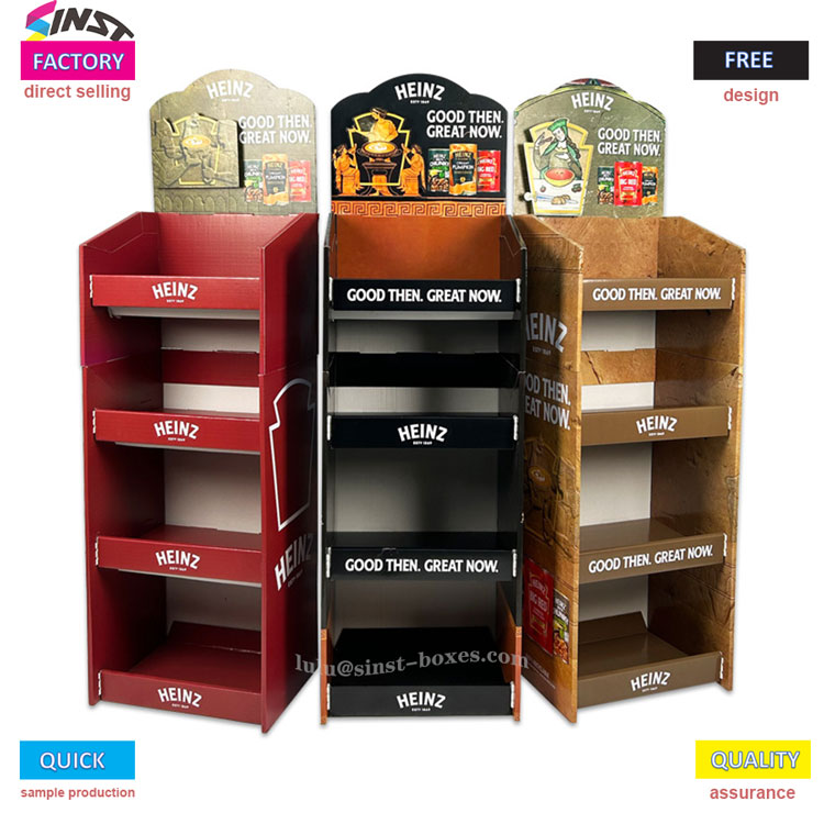 Томат тұздығының дисплейі